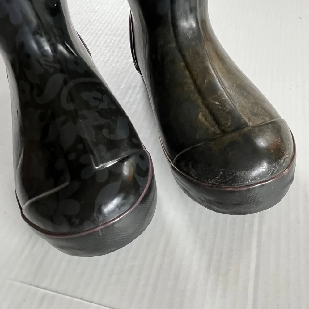 Bogs Womens US 6 Taylor Corsage‎ Black Boots Pull On Non Slip Rubber Waterproof